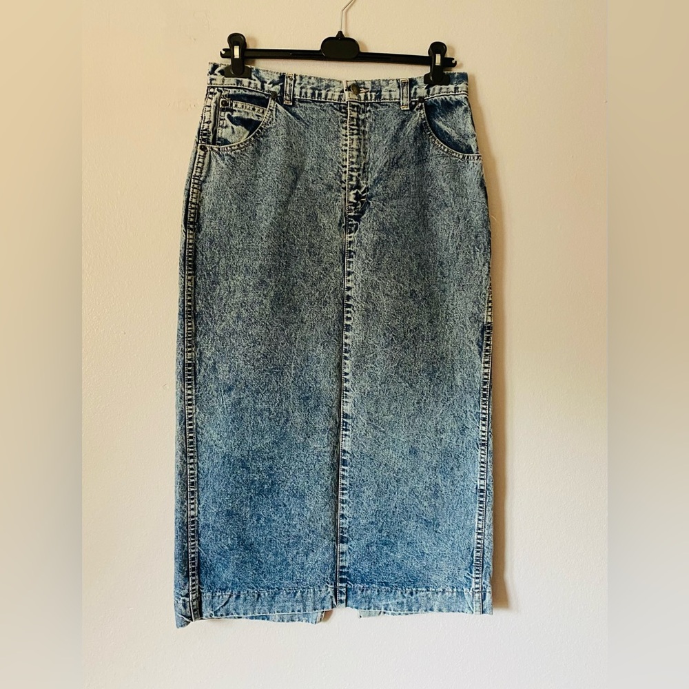 Vintage Wash Denim Maxi Skirt by Brody Canada size 13/34